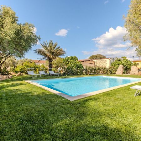 Stazzo San Teodoro L'Olivastro Piscina Condivisa Apartment Exterior photo